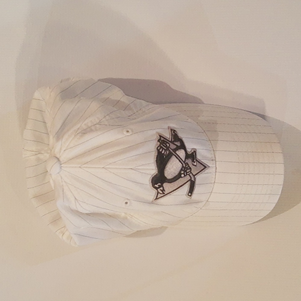 Pittsburgh Penguins kids baseball ap